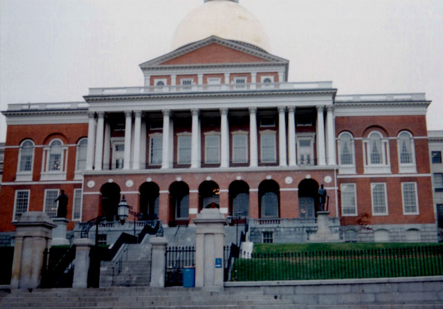写真1（マサチューセッツ州庁舎）